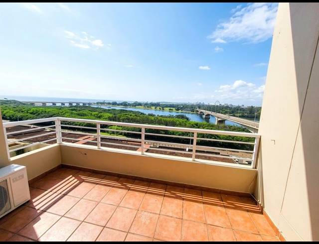2 BEDROOM APARTMENT FOR SALE IN RIVERSIDE